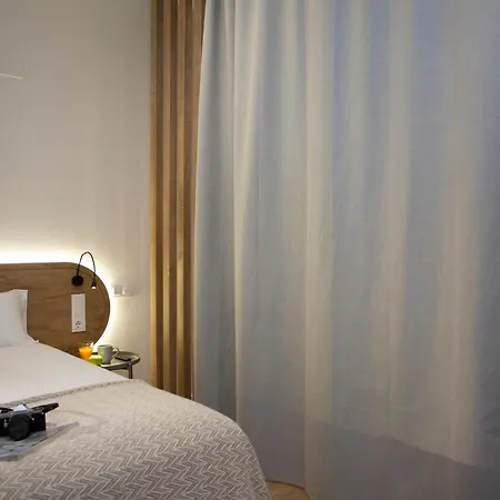 Nomad Haux Zaidia * فالنسيا