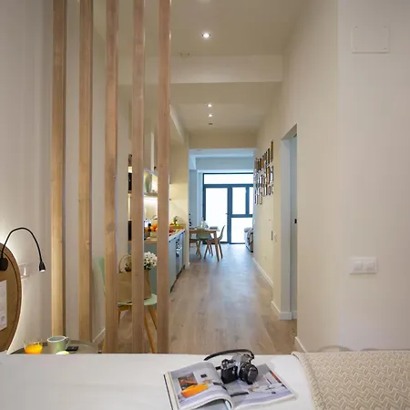 Nomad Haux Zaidia فالنسيا